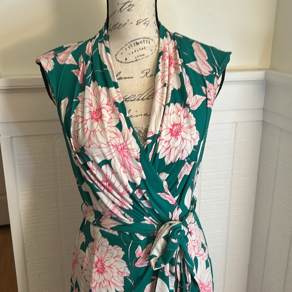 Eliza J Emerald Green and Pink Floral Tie Waist Dress size 10 - Picture 5 of 10